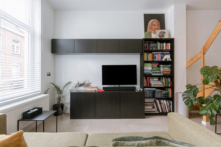 Recently renovated 3-bedroom home with a city terrace in Ghe