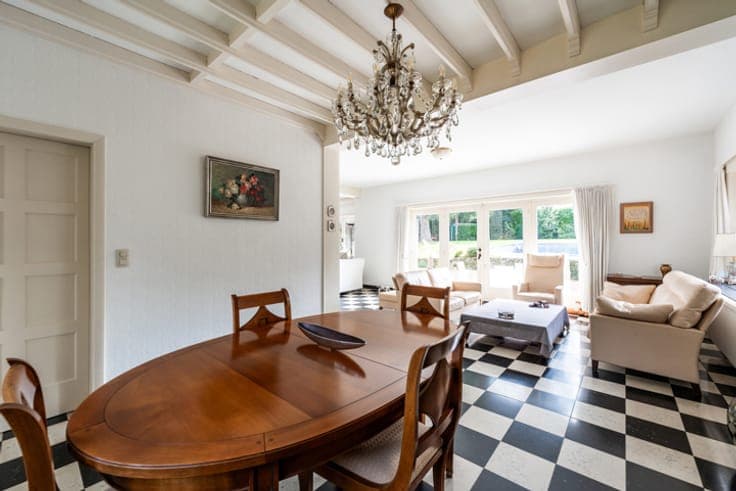FAUBOURG: Stunning 5BR villa / 3BA / pool