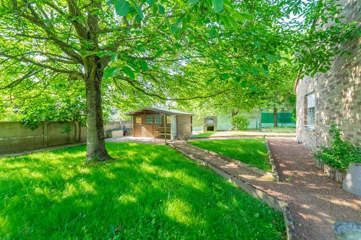 House in Montigny-le-Tilleul