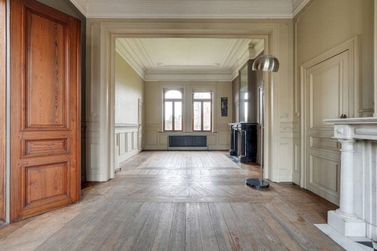 Prestigious mansion with remarkable volumes