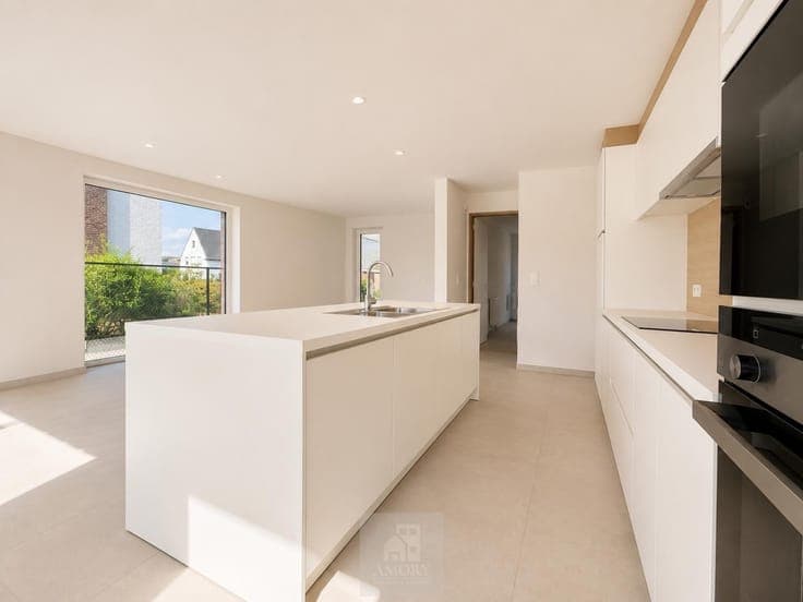 Zeer ruime en moderne halfopen nieuwbouwwoning