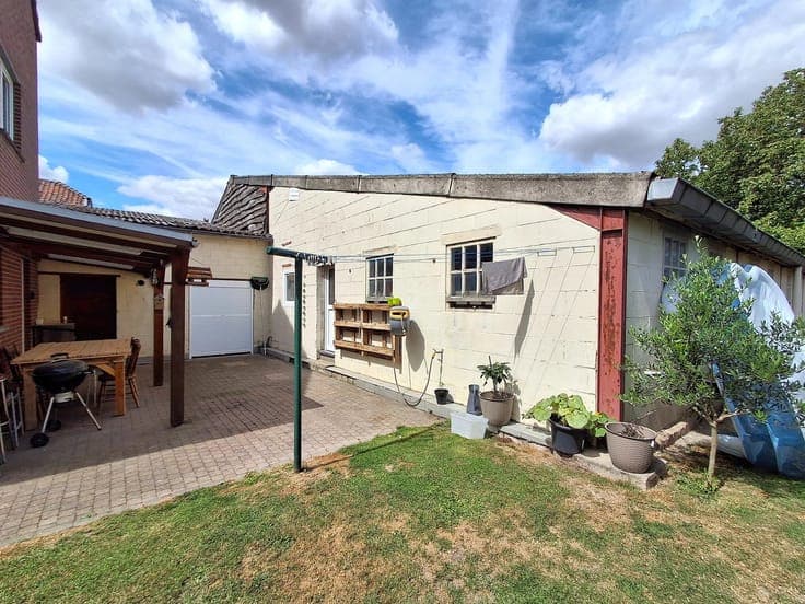 Sale - House Bassenge - 349,000 €