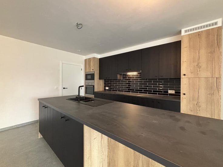 NEW 4-BEDROOM HOME? GARAGE AND GARDEN