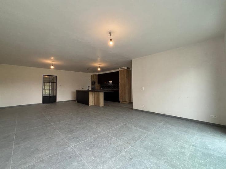 NEW 4-BEDROOM HOME? GARAGE AND GARDEN
