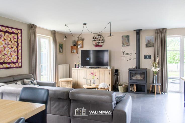 Direct instapklare, energiezuinige villa met garage en tuin