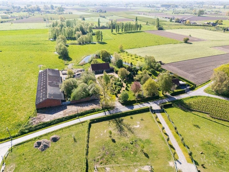 Authentieke hofstede op ca. 5,5 hectare – een oase van ru...