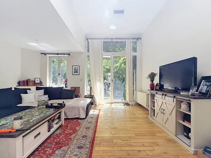Rue Jourdan - 5 bedroom townhouse with garden