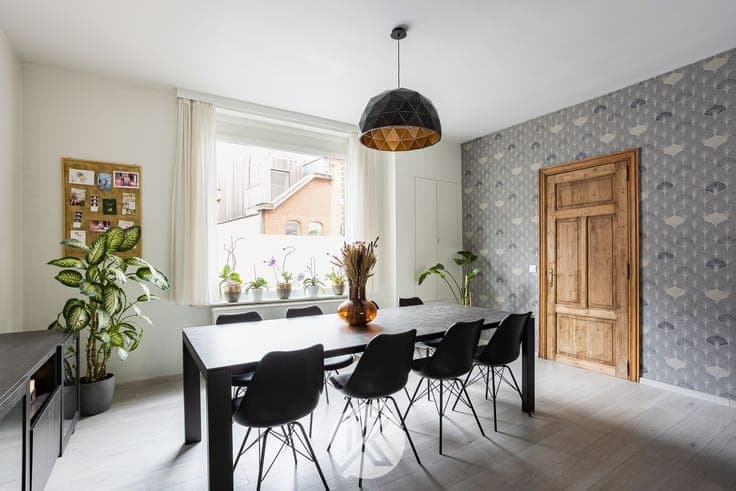 Stijlvol gerenoveerde woning op leuke ligging