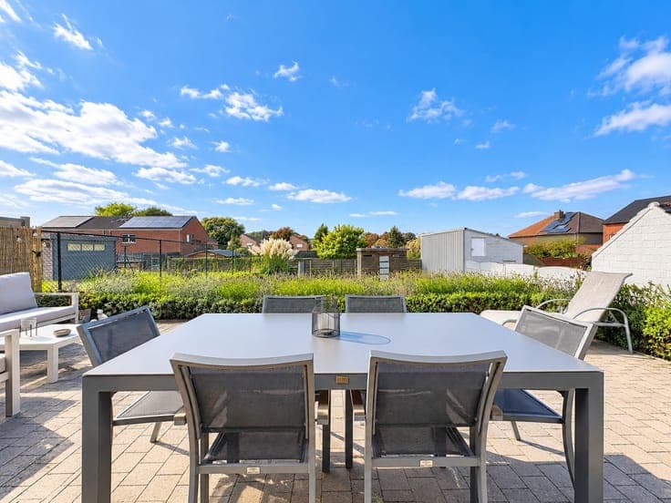 Energy-efficient semi-detached house with three bedrooms and garden for sale in Heers