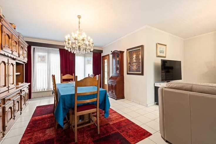 Semi-detached family home with garden