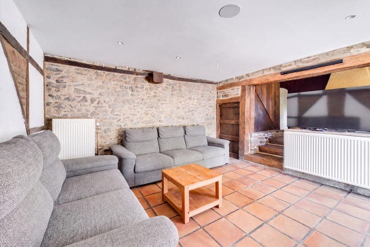 House in Assesse