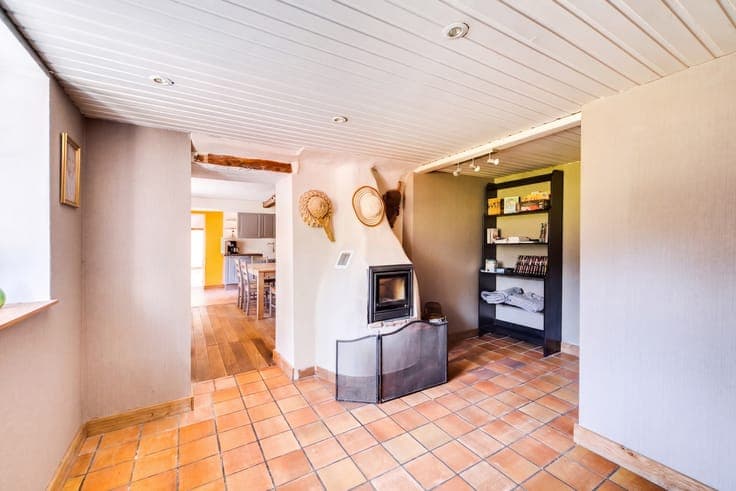 House in Assesse