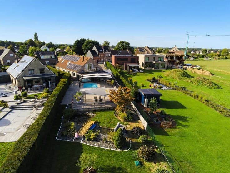 Exceptional property with a pool on approximately 24 ares