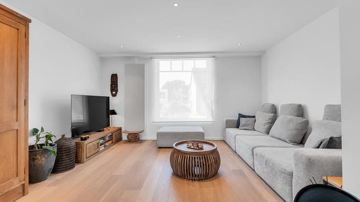 Instapklare en gerenoveerde woning met 3 slpkrs te As