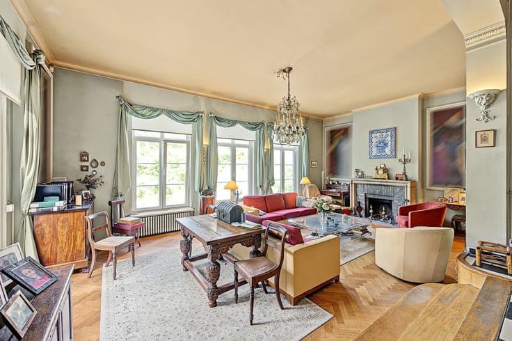 Duden Villa, three-sided property, +/- 330 m², 4 ares 50