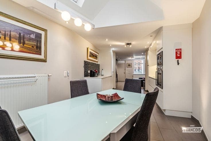 Renovated family home with two bedrooms in Bruges