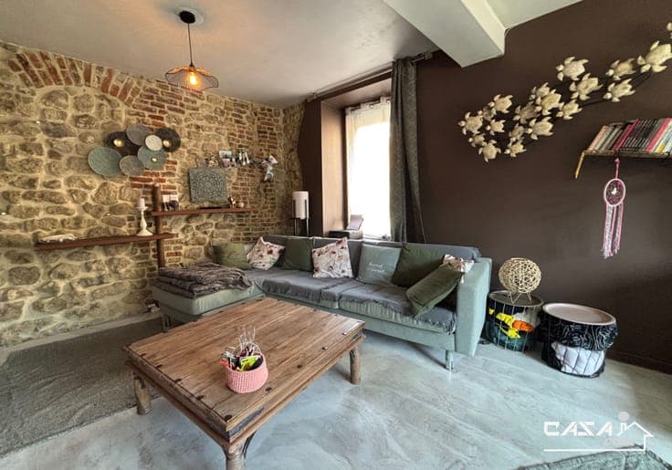 House in Les Bons Villers