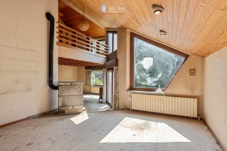Ruime gezinswoning op 2.169 m² in een groene, bosrijke om...