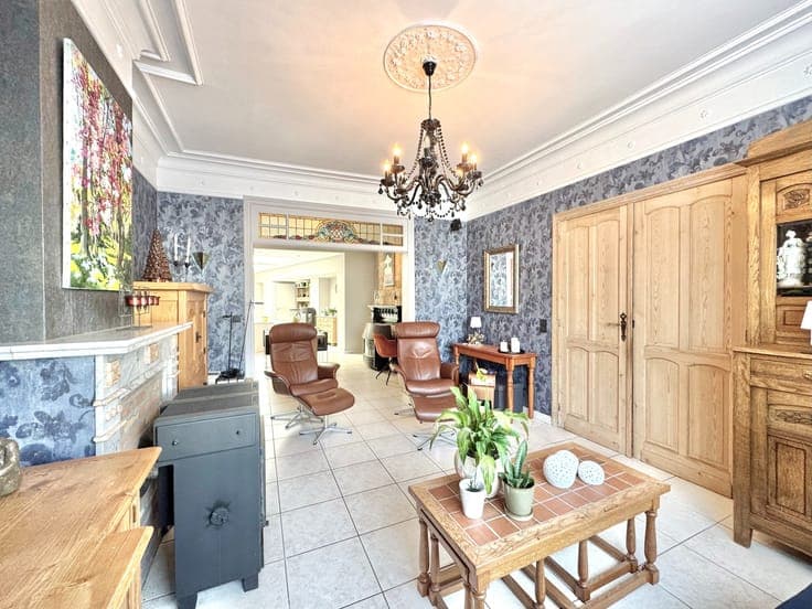 2 WONINGEN | TUIN | 5 SLAAPKAMERS | GARAGES | 1.121 M²