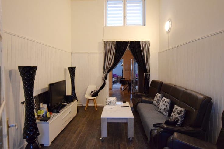 SCHAERBEEK Station – Bright 288 m² investment building