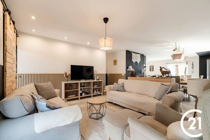 Magnifique villa plain-pied 5 chambres à vendre à Ciney!