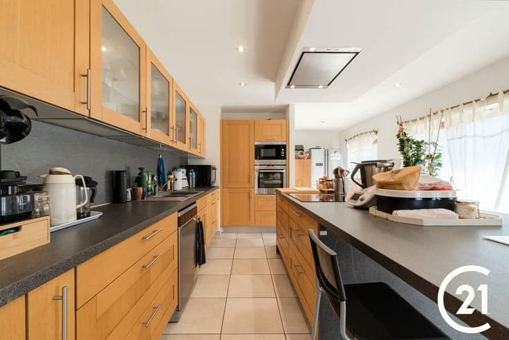 Magnifique villa plain-pied 5 chambres à vendre à Ciney!