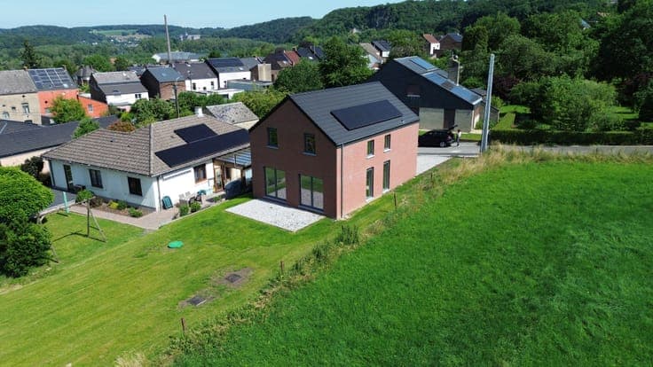 House in Floreffe