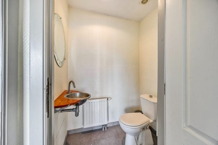Ruime BEL-ETAGE met 3 slaapkamers en grote tuin