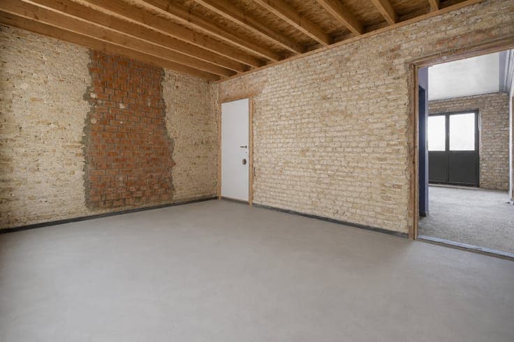 Beautifully renovated commercial property