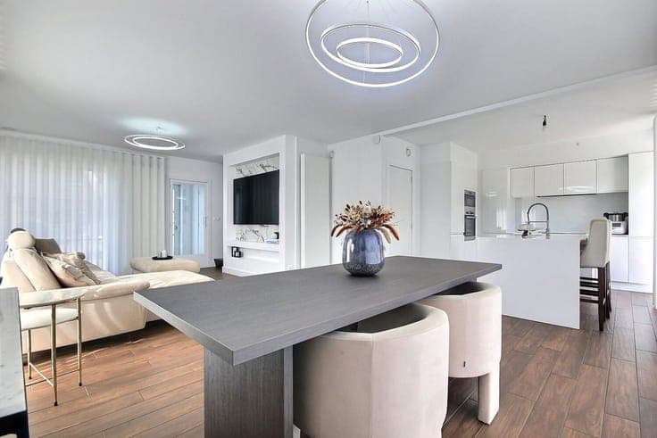 Superbe maison contemporaine de 2022 avec jardin, garage et