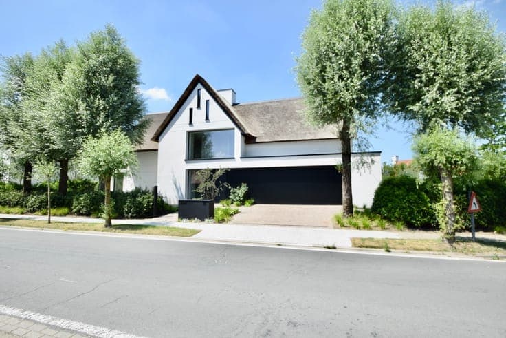Luxueuze nieuwbouwvilla gelegen aan de rand van het Zoute...