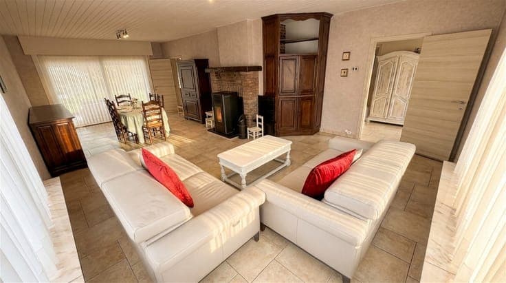 READY TO MOVE IN VILLA WITH GARDEN AND GARAGE IN ZOTTEGEM