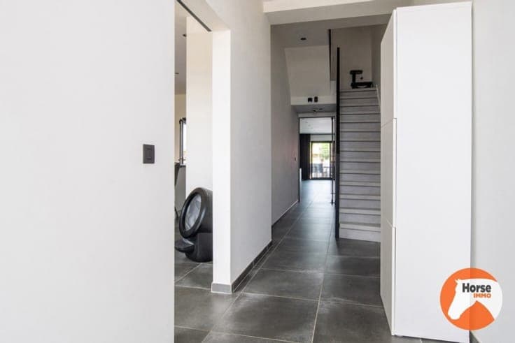 WELLE-Gerenov. herenhuis met charmante gevel en moderne luxe