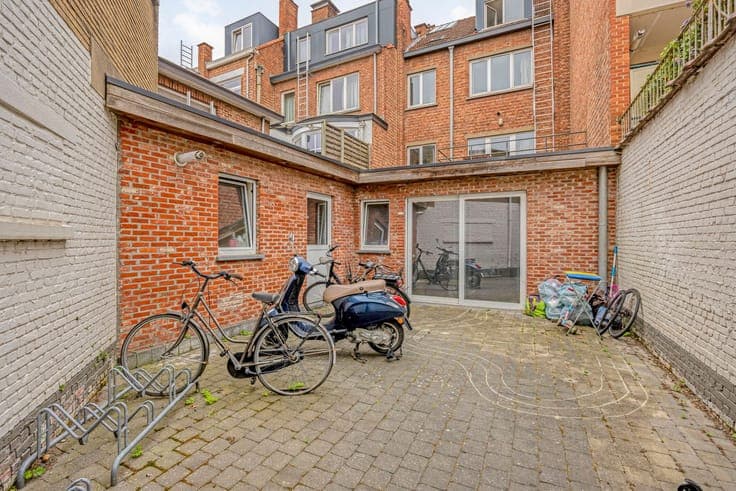 Prime Investment Property in Leuven: Apt, Studio & 5 Rooms.