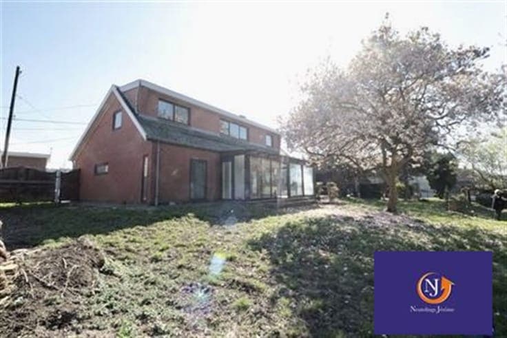 Beautiful house is waiting for you!