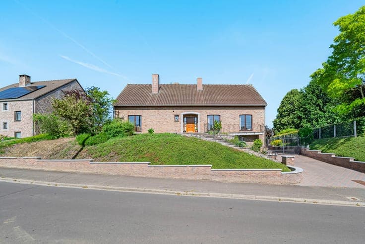 House in Retinne