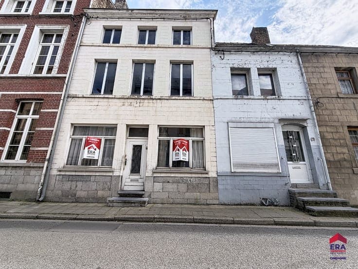 Renovation opportunity!