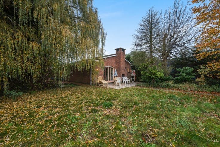 Spacious family home in Beveren