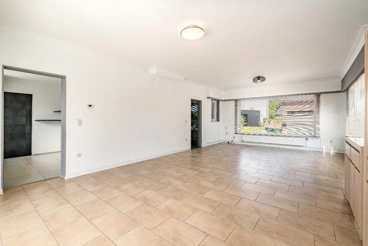 Detached villa with large garden in Kampenhout