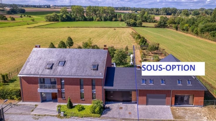 House in Les Bons Villers