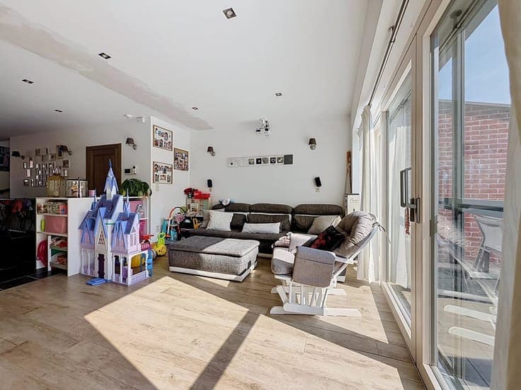 Sale - House Genappe - 440,000 €