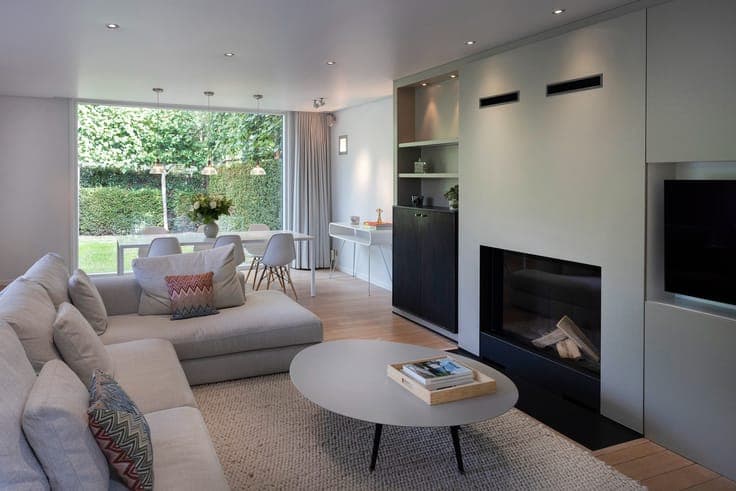 Subliem gelegen, stijlvolle woning met zwembad.