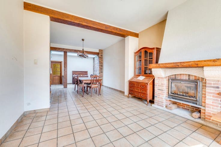 3-4 bedroom house + possibility of professional space in Lig