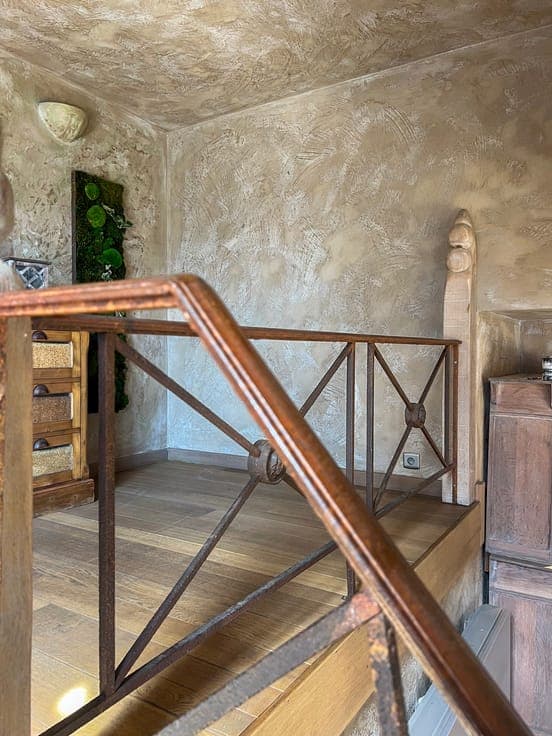 Luxury holiday home with a heated swimming pool near Durbuy