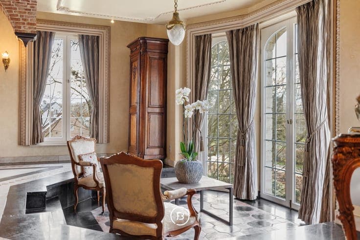Unique Villa