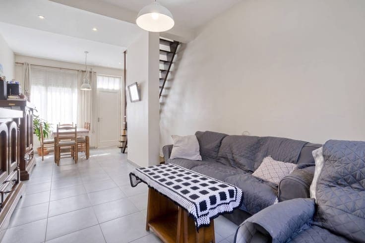 Renovated and rented 4 bedroom house in the heart of Ypres