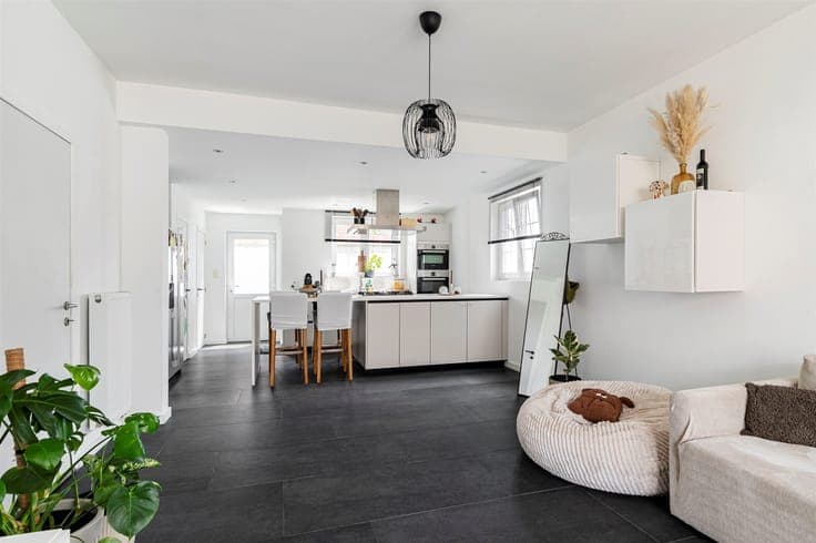Woning op topligging met 3 slpks