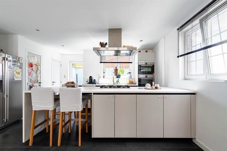 Woning op topligging met 3 slpks