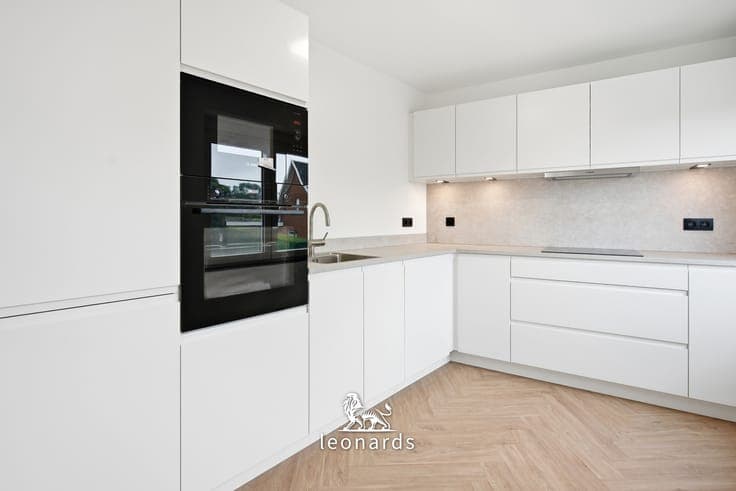 Move-in ready home with contemporary comfort in Beveren-Leie