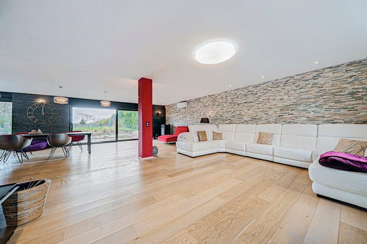 House in Incourt Glimes